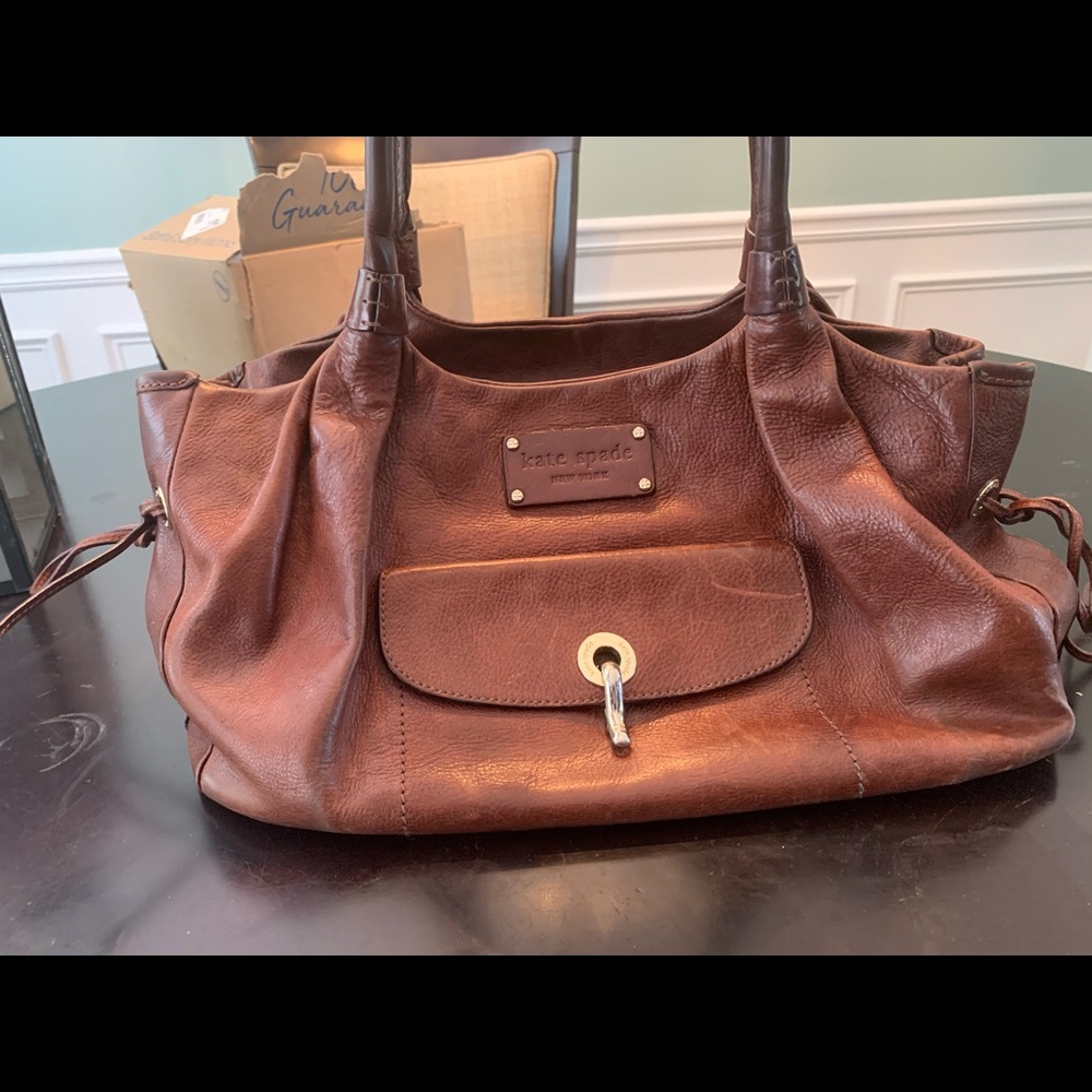 Beautiful Kate Spade Purse! Pre-Owned condition!